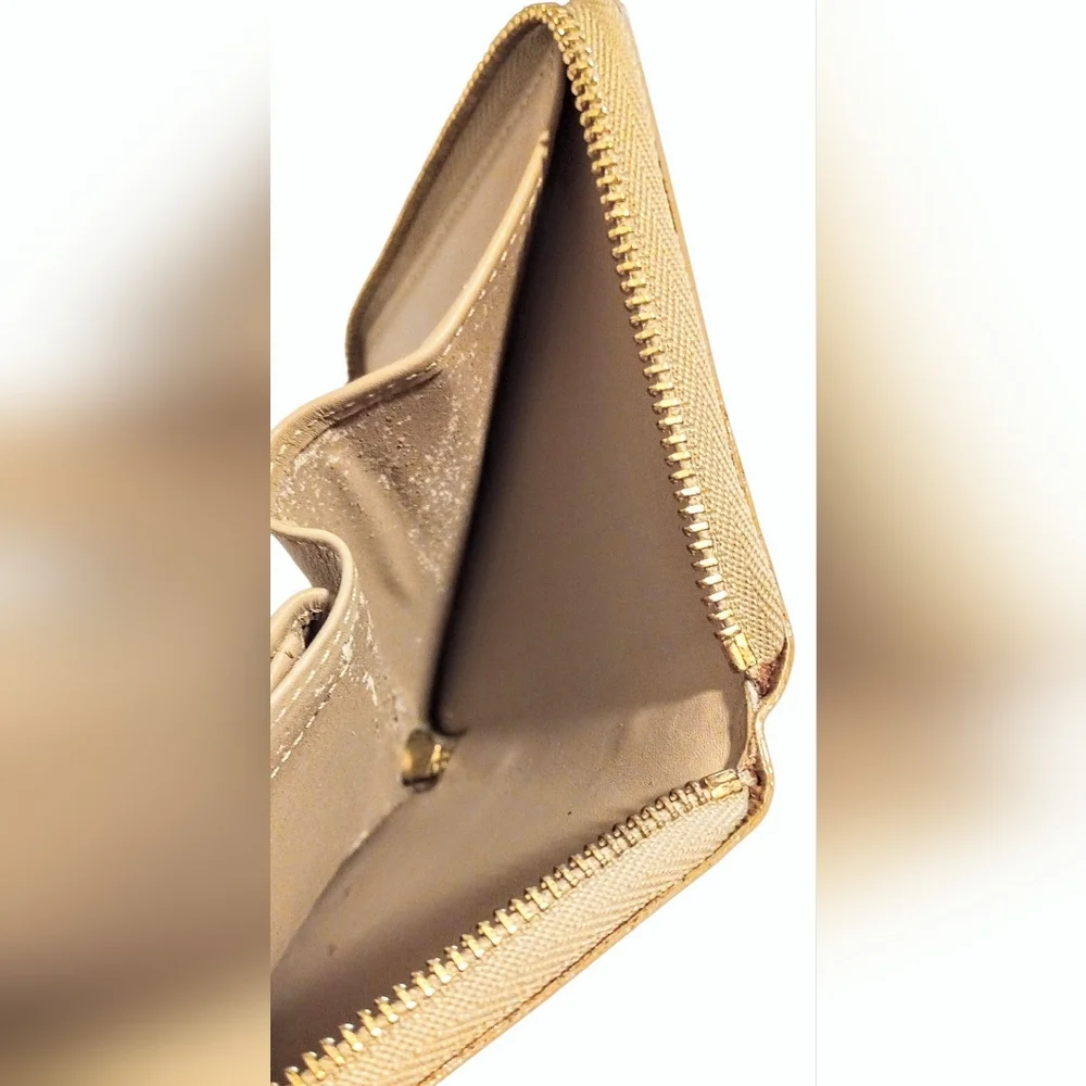 Louis Vuitton Monogram Vernis Compact Zippy Wallet W/ Box, Dustbag, & COA - Picture 13 of 16